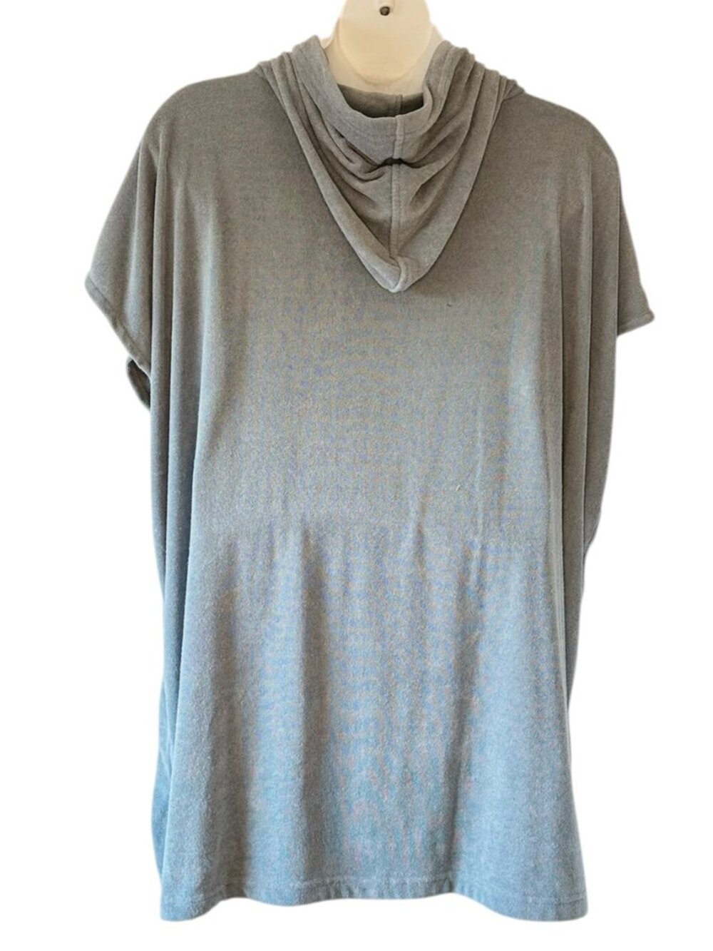 Marlo Lorenz Throwzy Hoodie Soft Stretch Fleece Wearable Blanket Cap Sleeves O/S